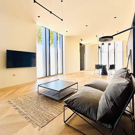 Executive Work Loft Apartman